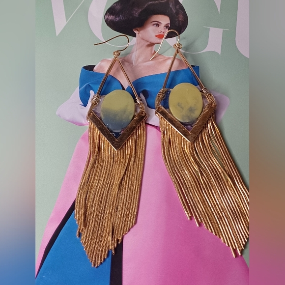 Artisan Tropical Flamingo Cameo Fringe Gold Earrings - Picture 2 of 3